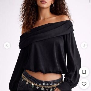 Free people Jenna off the shoulder Black Top